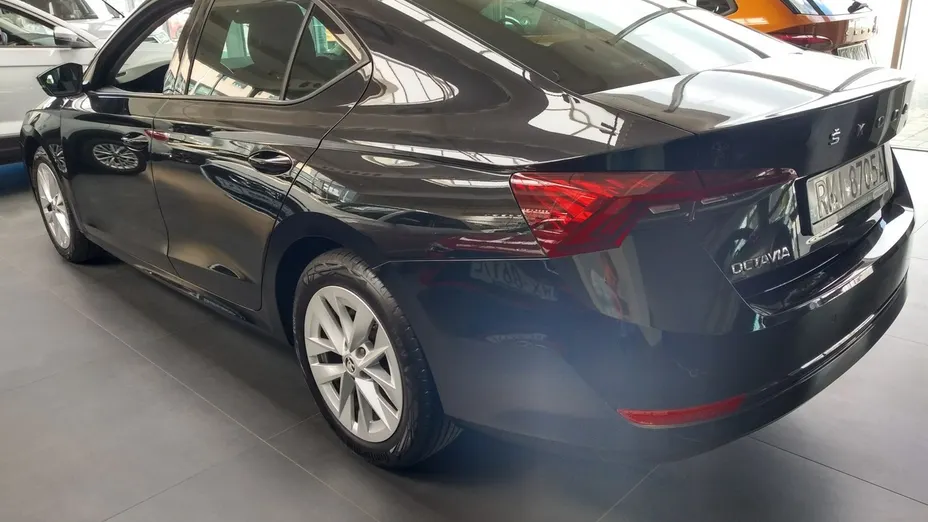 SKODA Octavia -