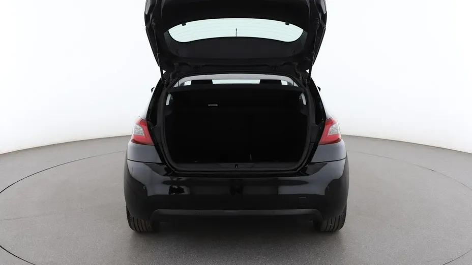 PEUGEOT 308 -