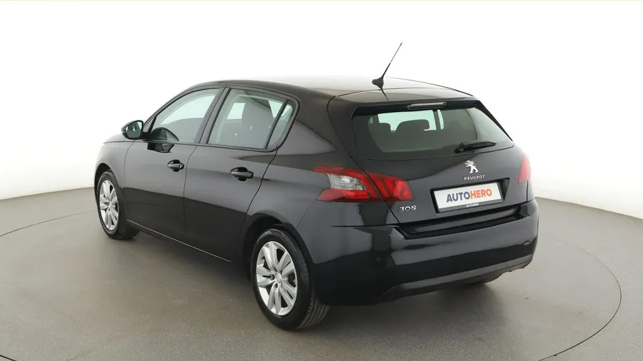 PEUGEOT 308 -