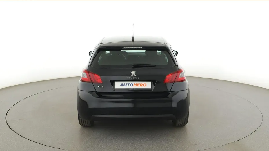 PEUGEOT 308 -