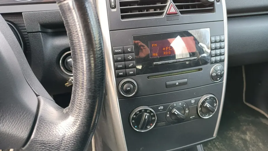 MERCEDES-BENZ A Klasa -