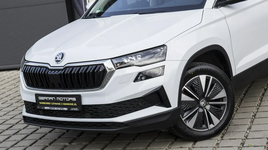 SKODA Karoq -
