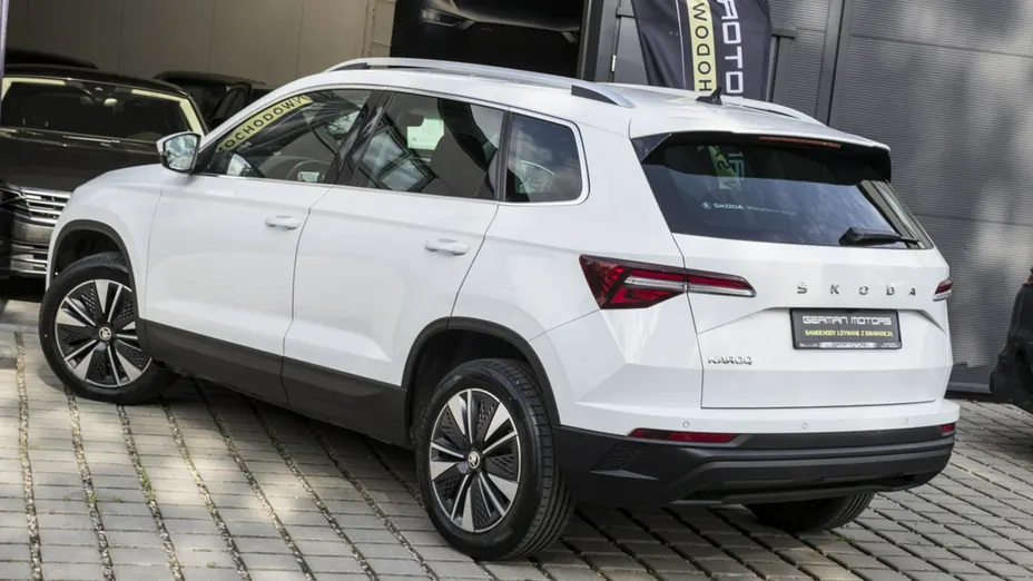 SKODA Karoq -
