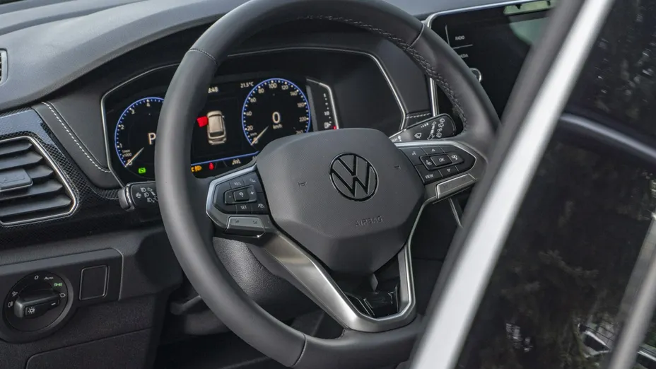 VOLKSWAGEN T-Cross -
