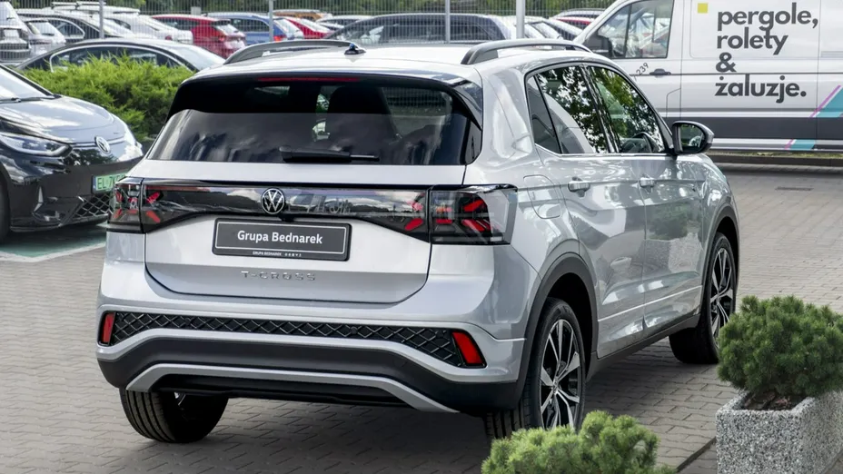 VOLKSWAGEN T-Cross -