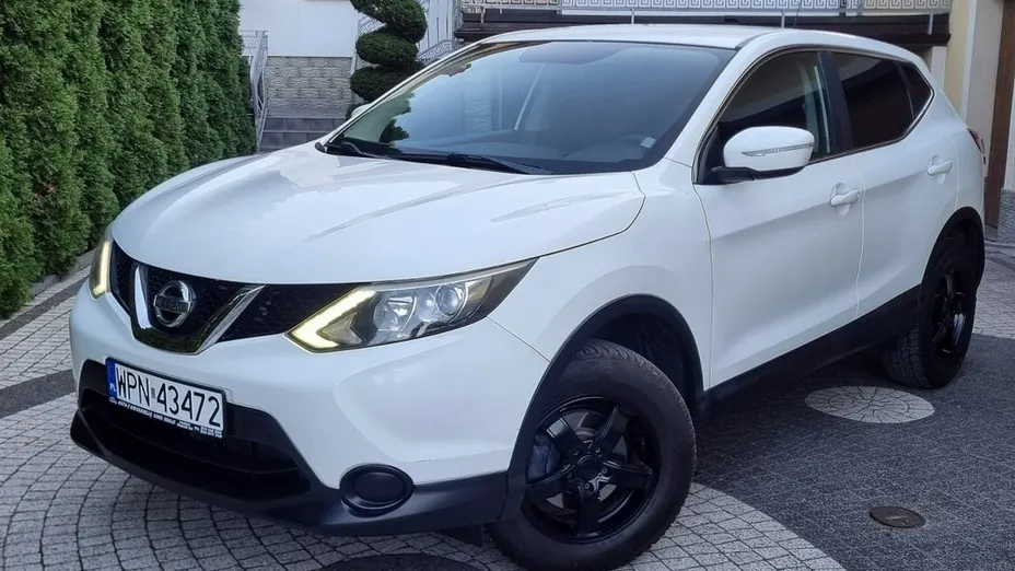 NISSAN Qashqai -