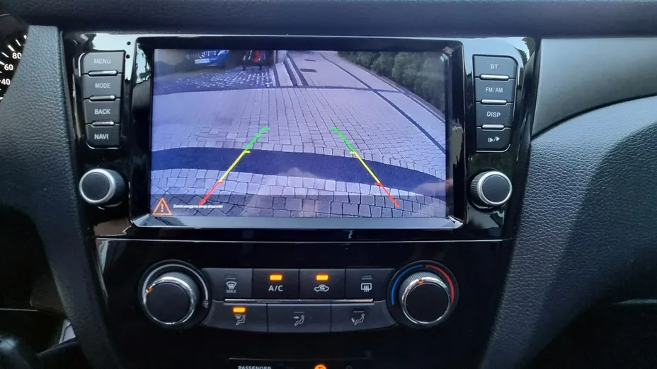NISSAN Qashqai -