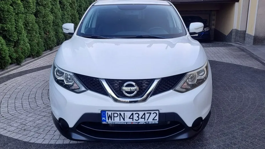 NISSAN Qashqai -
