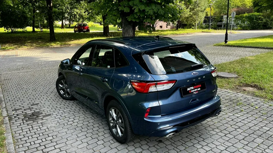 FORD Kuga -