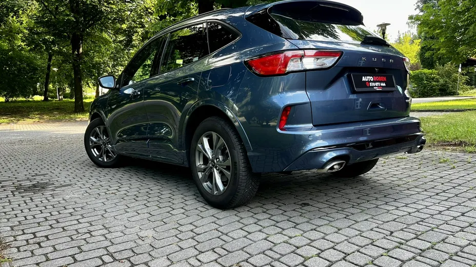 FORD Kuga -