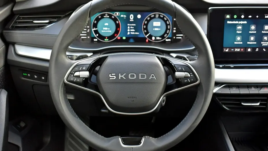 SKODA Octavia -