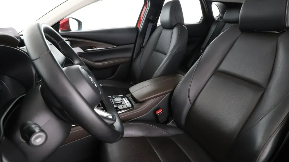 MAZDA CX-30 -