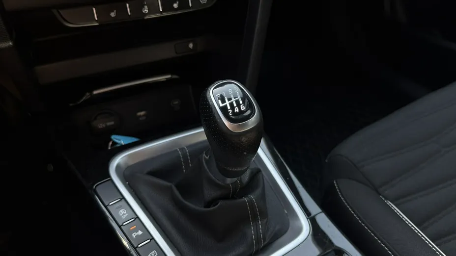 KIA ProCeed -