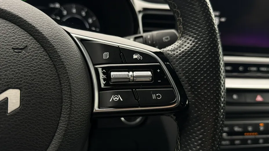 KIA ProCeed -