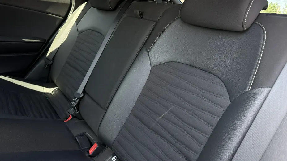 KIA ProCeed -