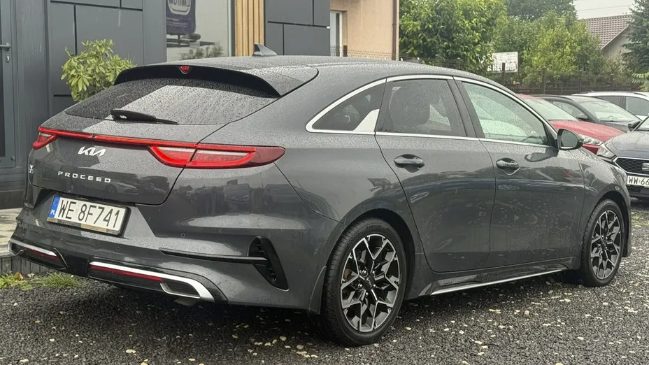KIA ProCeed -