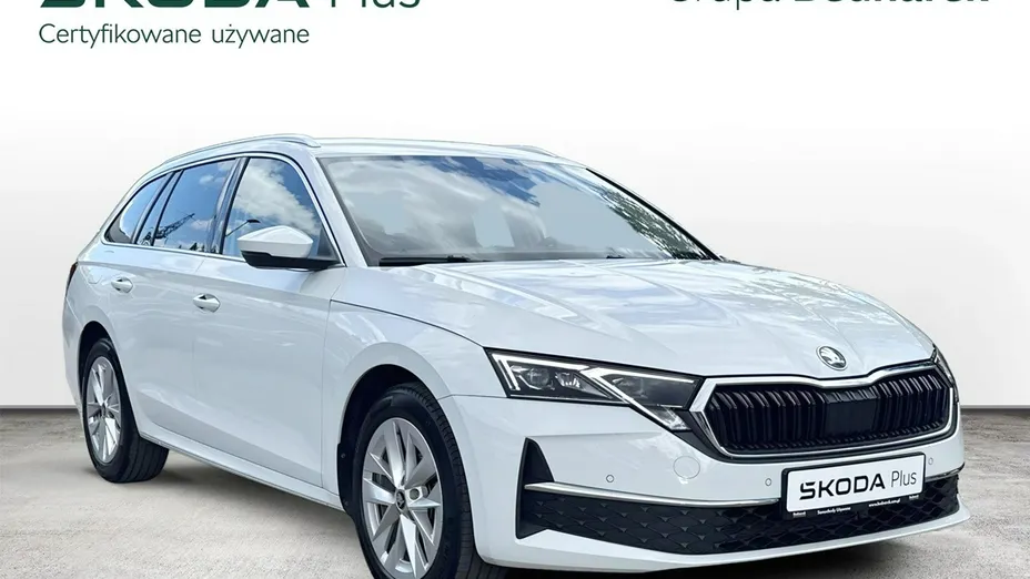 SKODA Octavia -
