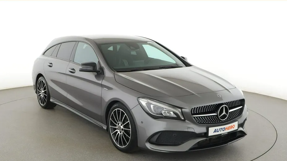 MERCEDES-BENZ CLA -