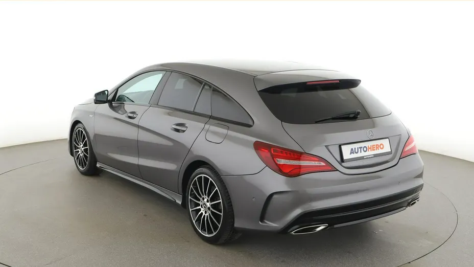 MERCEDES-BENZ CLA -