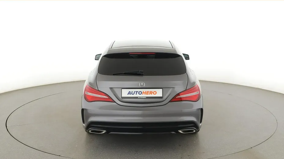 MERCEDES-BENZ CLA -