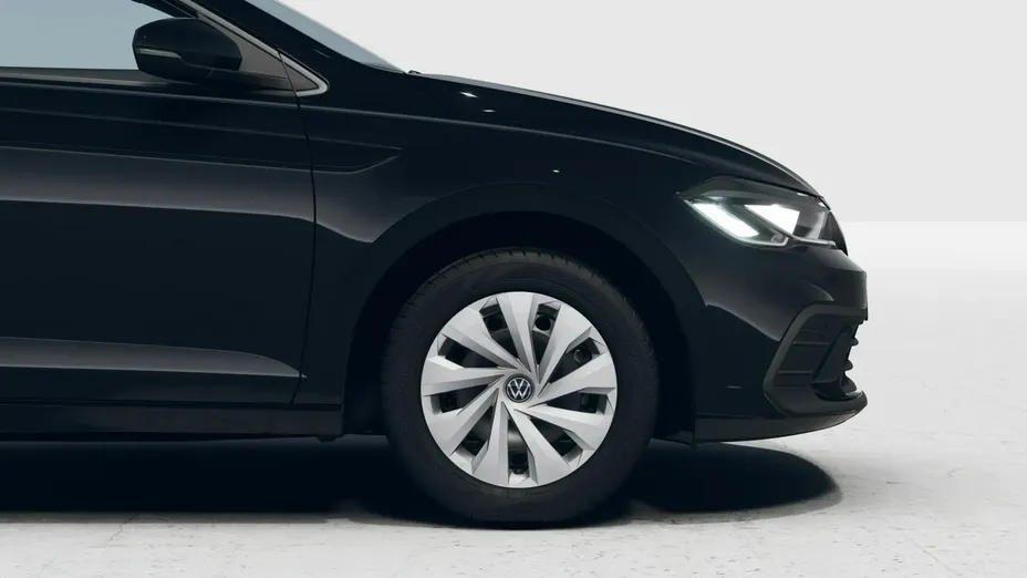 VOLKSWAGEN Polo -