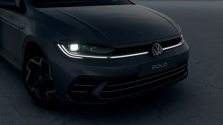 VOLKSWAGEN Polo -