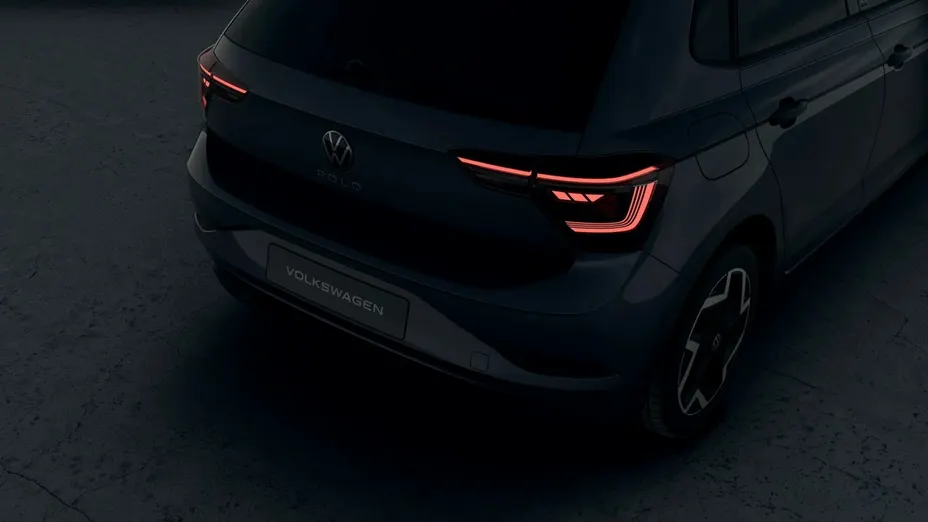 VOLKSWAGEN Polo -