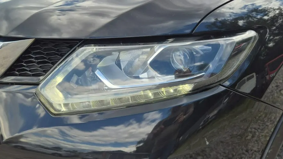 NISSAN X-Trail -