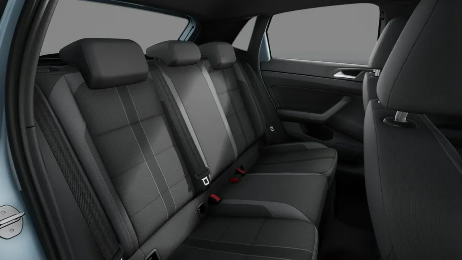 VOLKSWAGEN Polo -