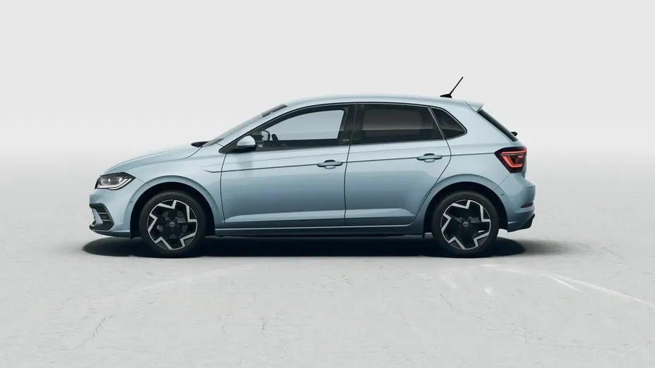 VOLKSWAGEN Polo -