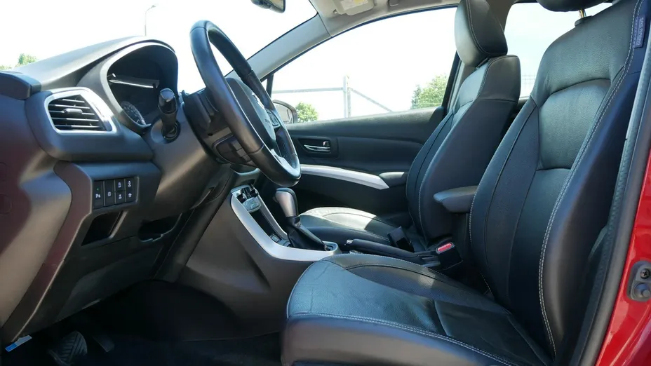 SUZUKI S-Cross -