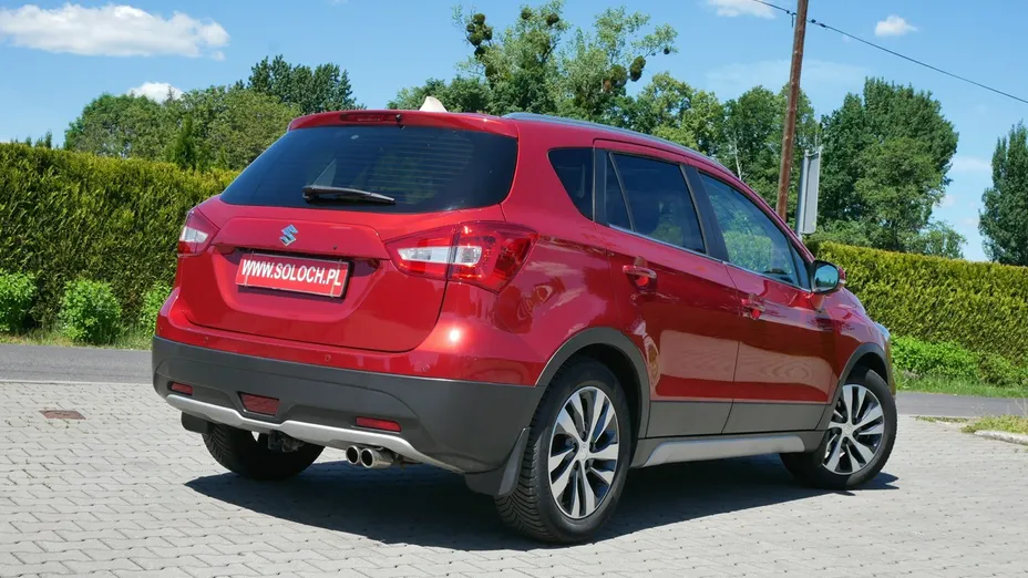 SUZUKI S-Cross -