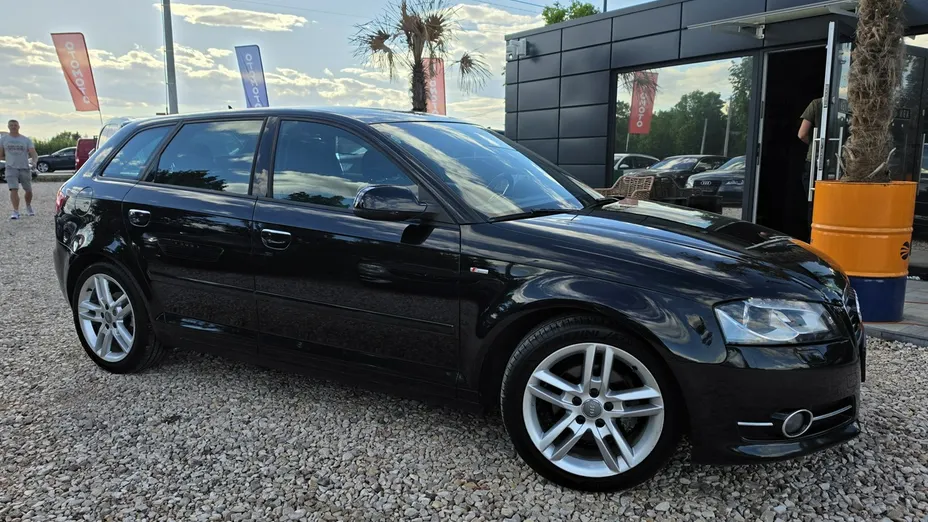 AUDI A3 -