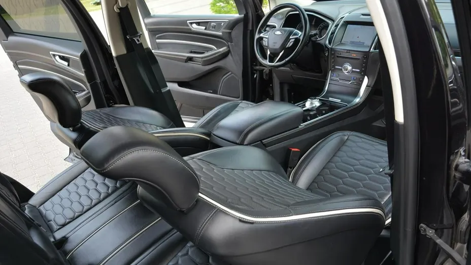 FORD Edge -