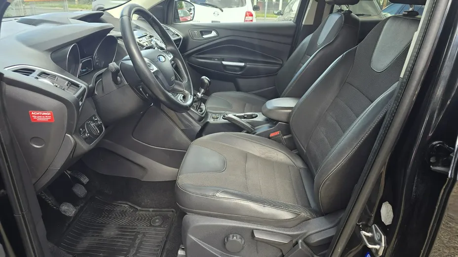 FORD Kuga -