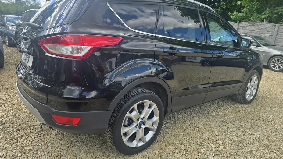 FORD Kuga -