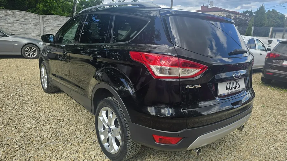 FORD Kuga -
