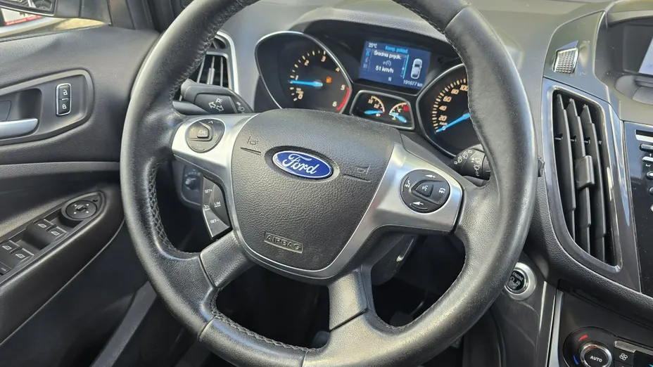 FORD Kuga -