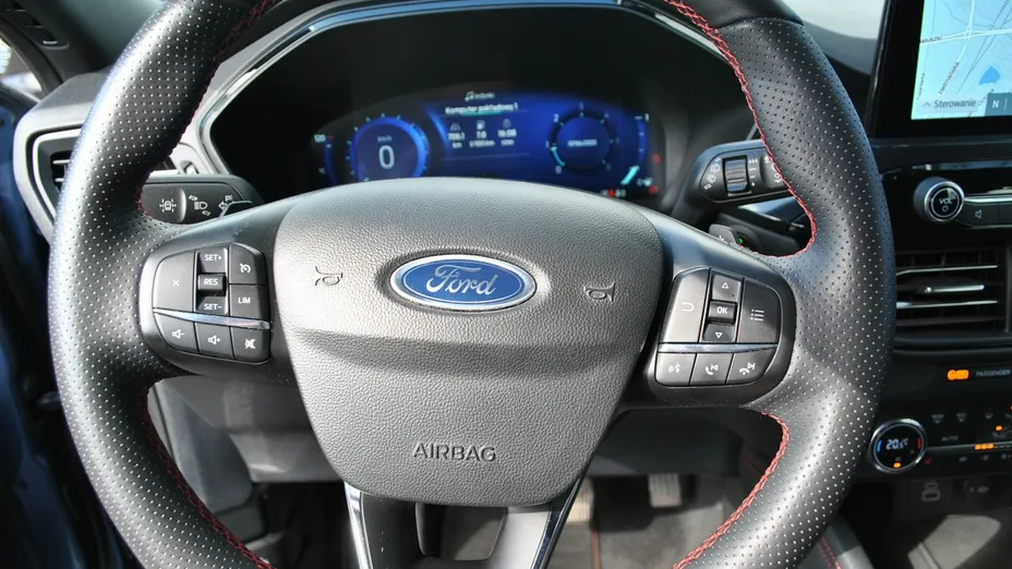 FORD Kuga -