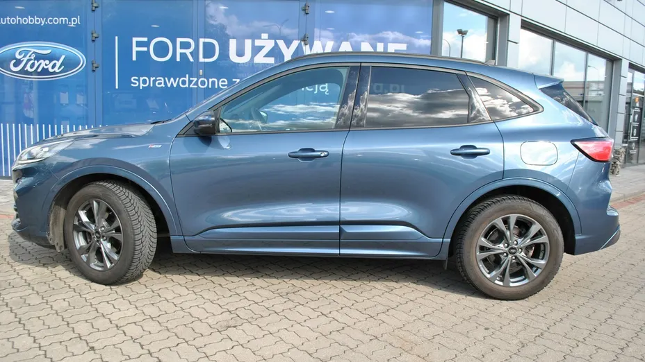 FORD Kuga -