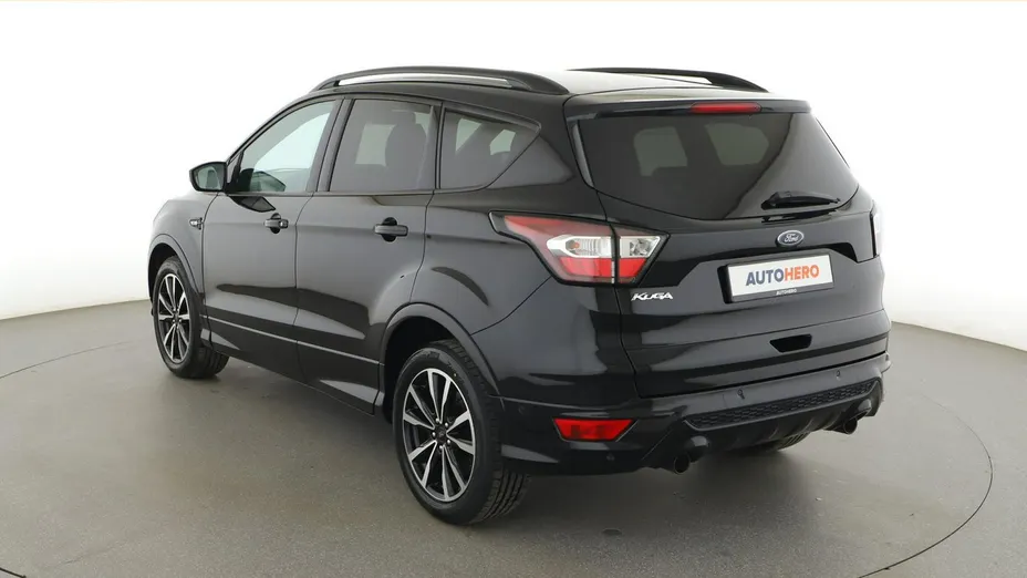 FORD Kuga -