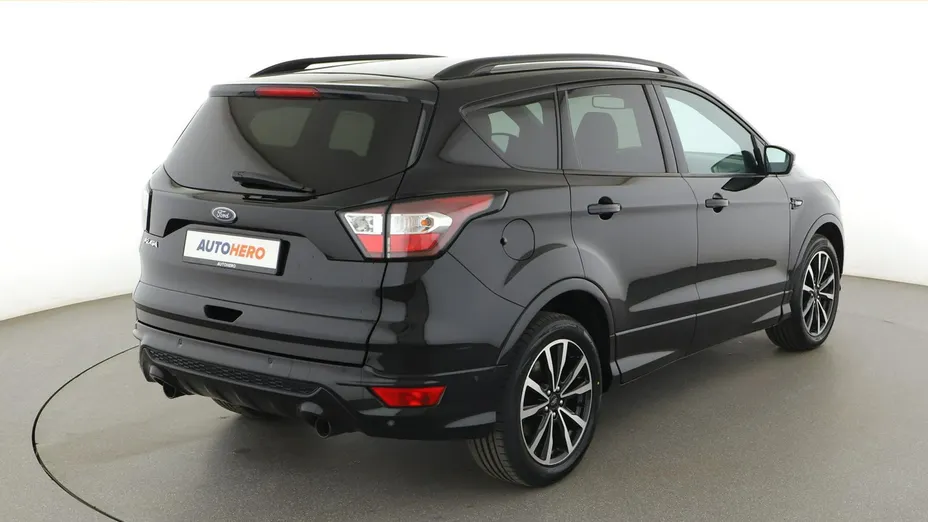 FORD Kuga -