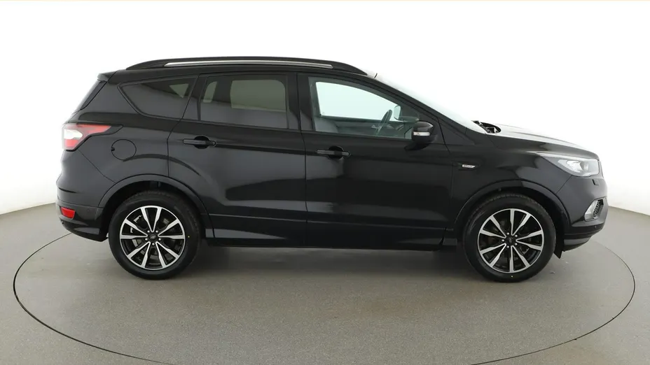 FORD Kuga -