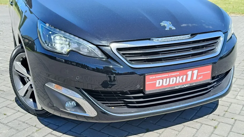 PEUGEOT 308 -