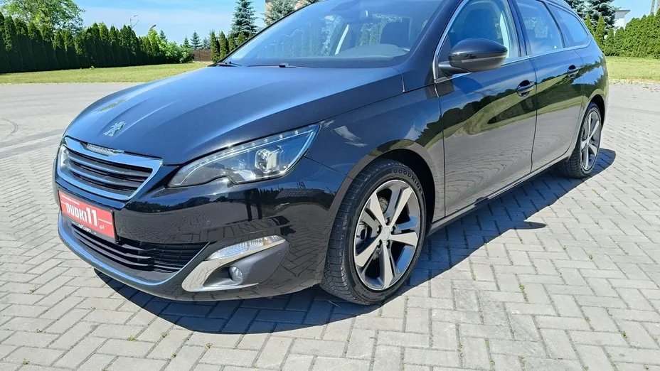 PEUGEOT 308 -