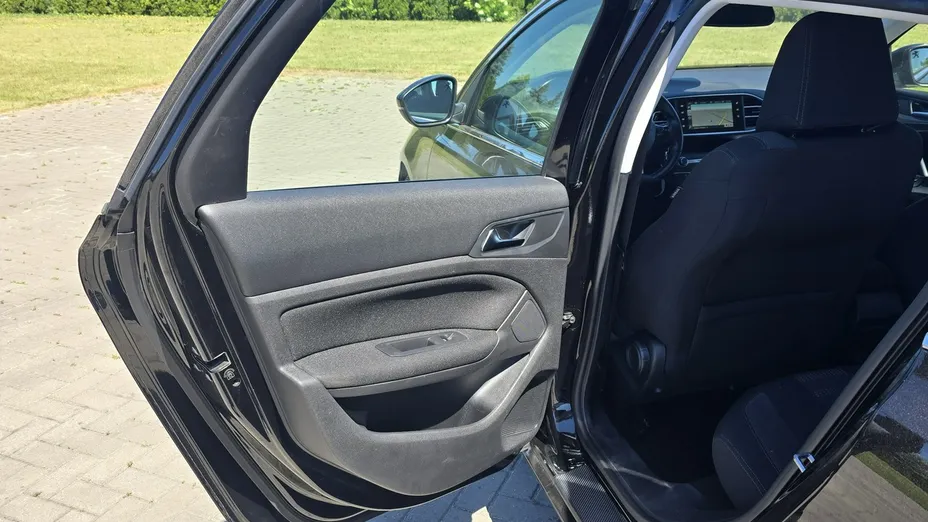 PEUGEOT 308 -