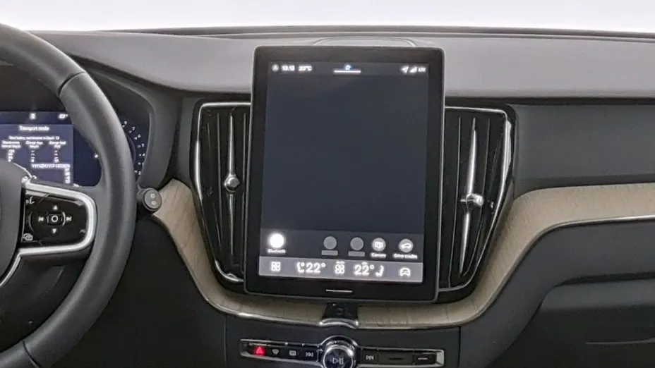VOLVO XC60 -