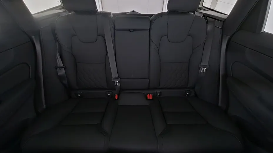 VOLVO XC60 -