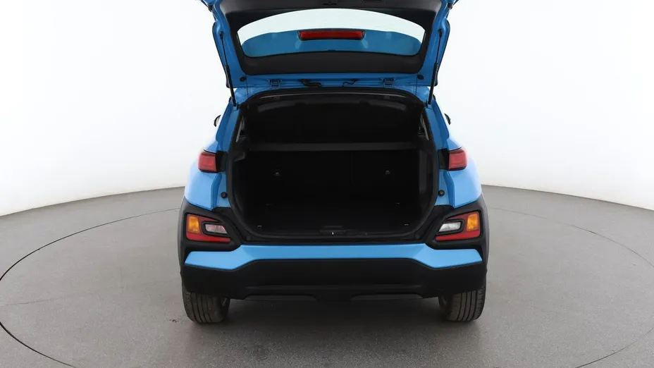 HYUNDAI Kona -