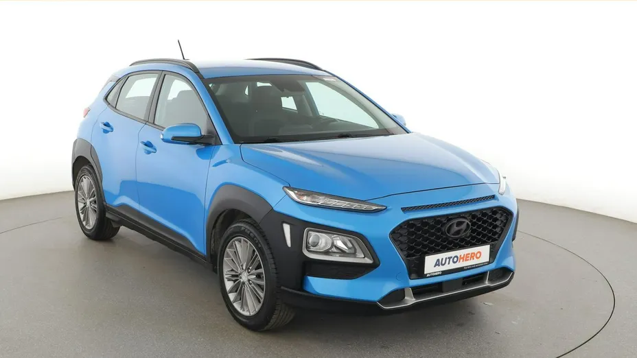 HYUNDAI Kona -